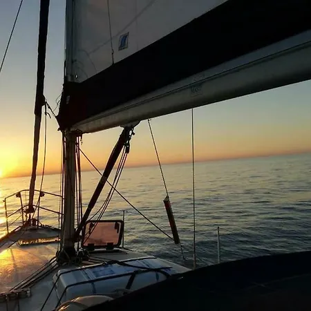 Morgana Sailing *
